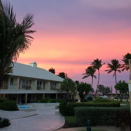 Getaways At Dover House Resort